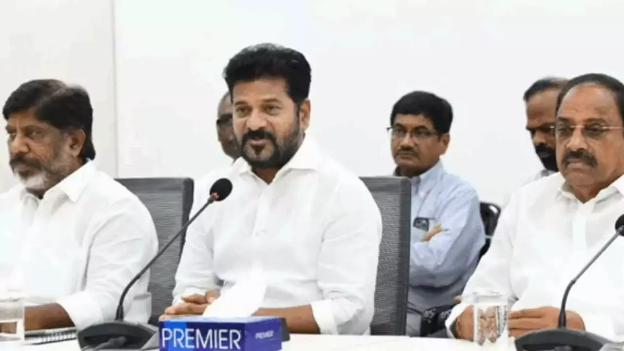 हैदराबाद में कल तेलंगाना कैबिनेट बैठक, सिंचाई, RTC विलय और कर्मचारियों के मुद्दों पर होगी चर्चा।