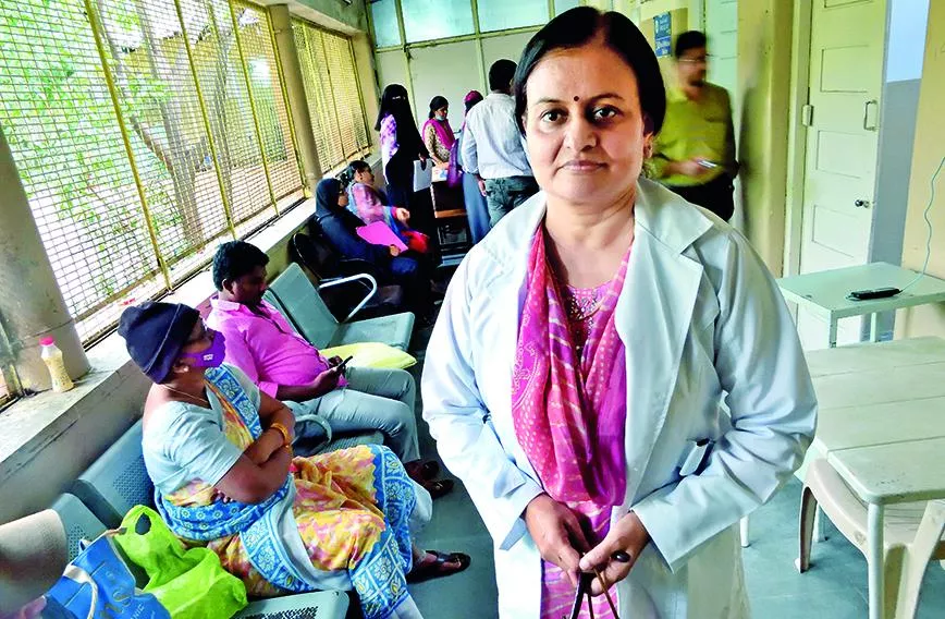 मौत के साये में पीड़ाहरन की अग्रदूत - डॉ. गायत्री पालाट