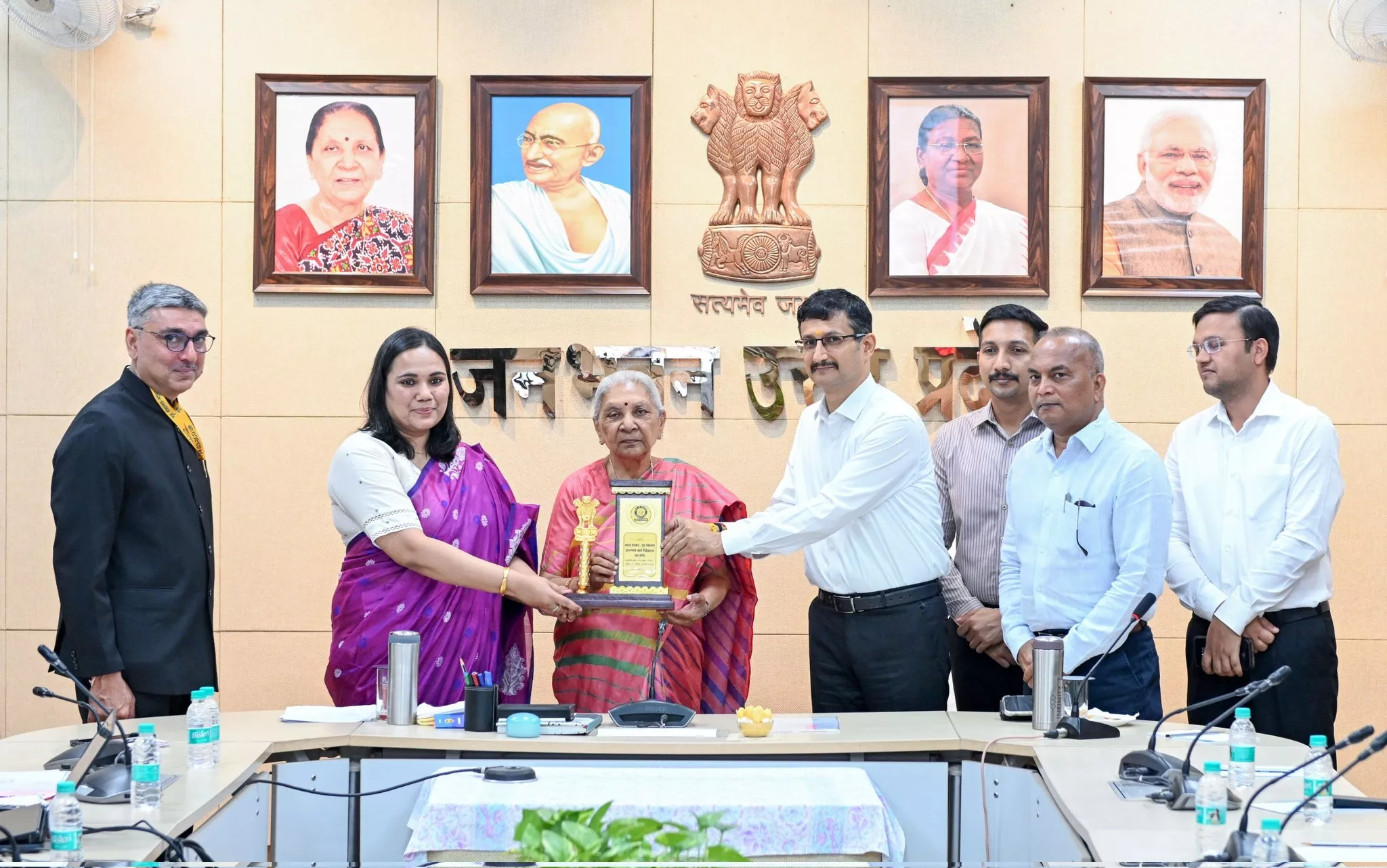 राज्यपाल आनंदीबेन ने शुरू की जनगणना-2027 स्वगणना