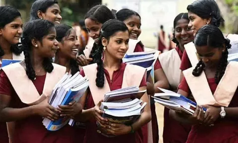 तमिलनाडु में 12वीं कक्षा की बोर्ड परीक्षा 2026 के परिणाम घोषित कर दिए गए हैं।